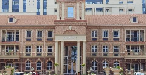 Grayston Square Signage